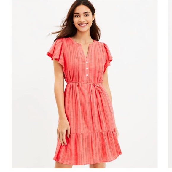 LOFT Dresses & Skirts - LOFT Coral Textured Stripe Flutter Button Swing Dress Size Medium